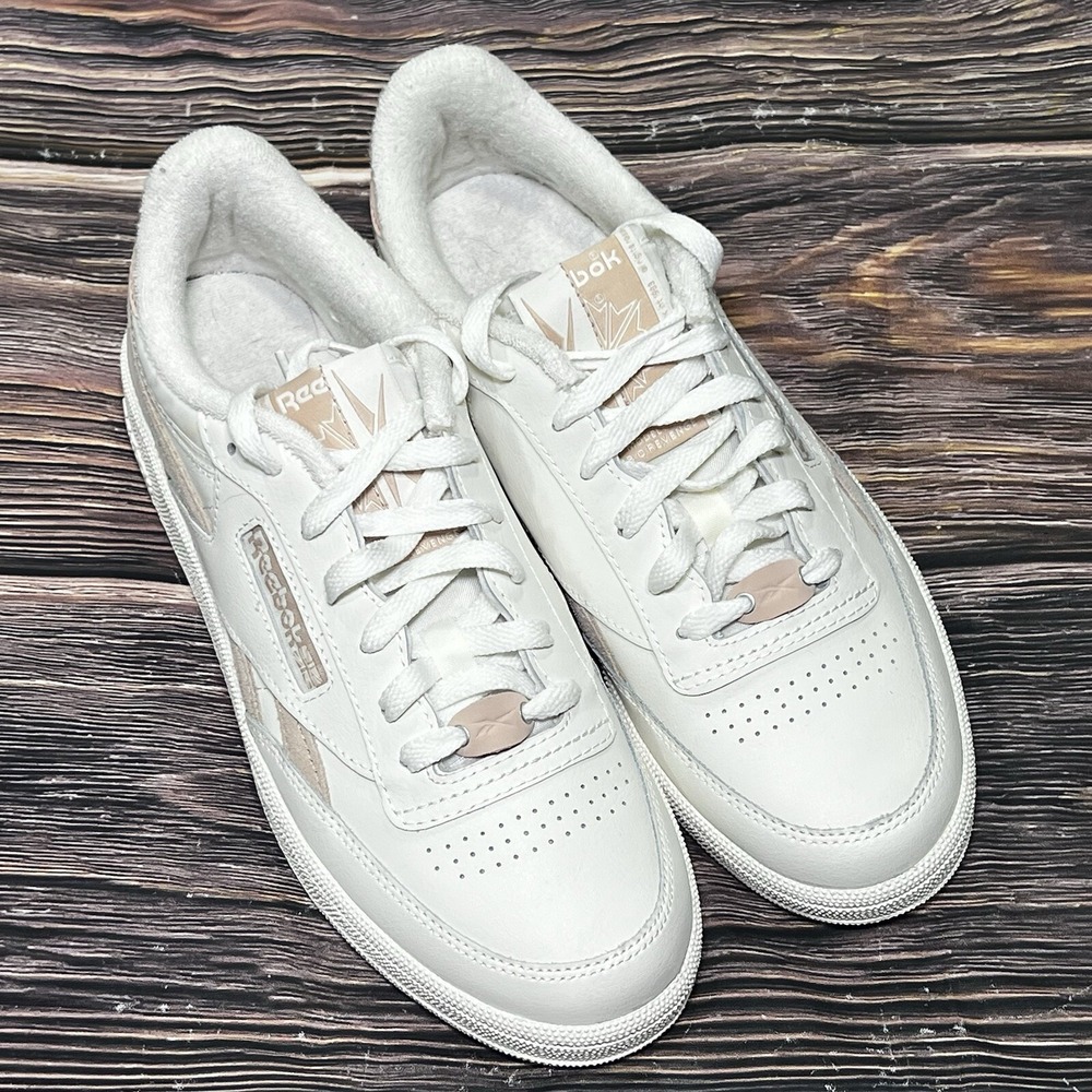 Reebok Women Club C Revenge Classic Vintage Chalk Pink Stucco Shoe Sneaker Sz 10